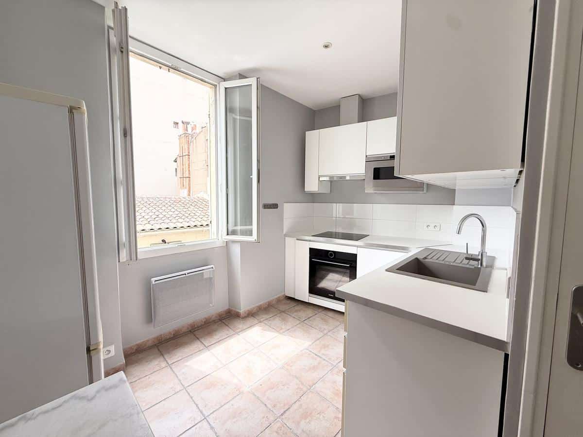 Type 2 de 43,65 m2 Marseille 6ème