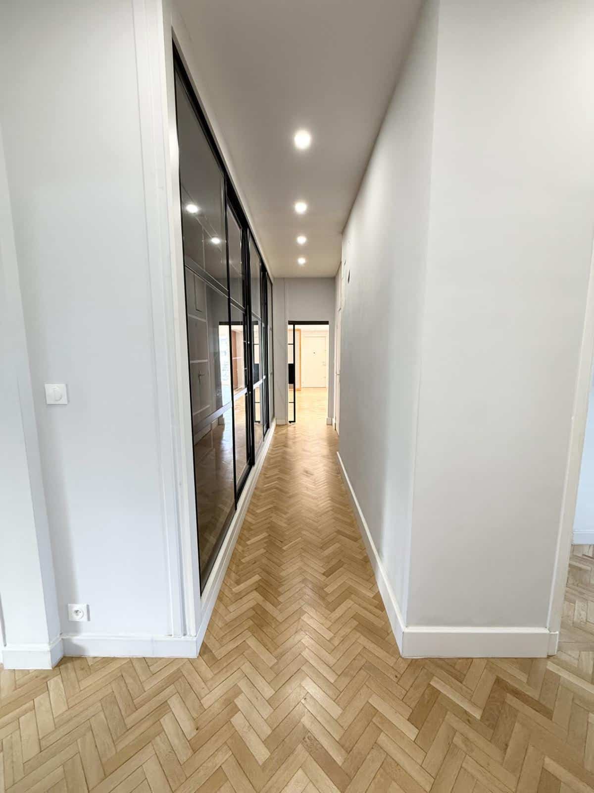 Type 4/5 de 170 m2 Carré d’Or / balcon / garage