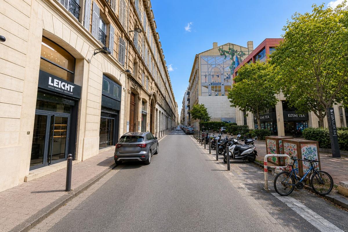 Local de 245 m2 Marseille 6ème