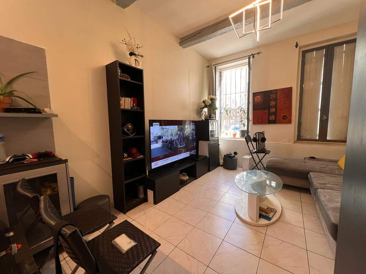 T2 rue Curiol 13001 Marseille