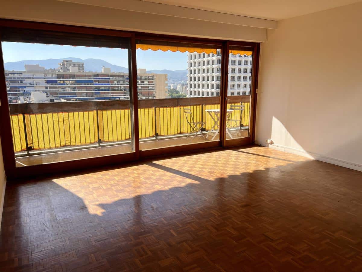T3 Av. Delphes, 13006 Marseille Résidence Méditerranée