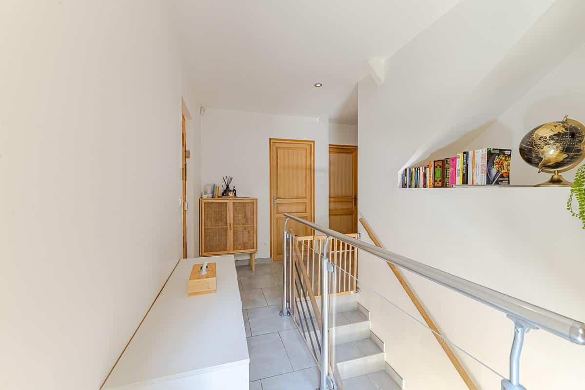 Maison de 105 m2 habitables + terrasse de 14 m2 13011 Marsei
