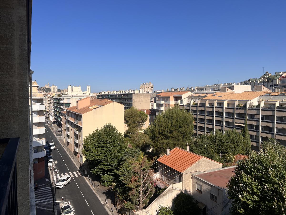 Appartement T3 69,77 m2 Carrez + balcon et loggia 6e éta