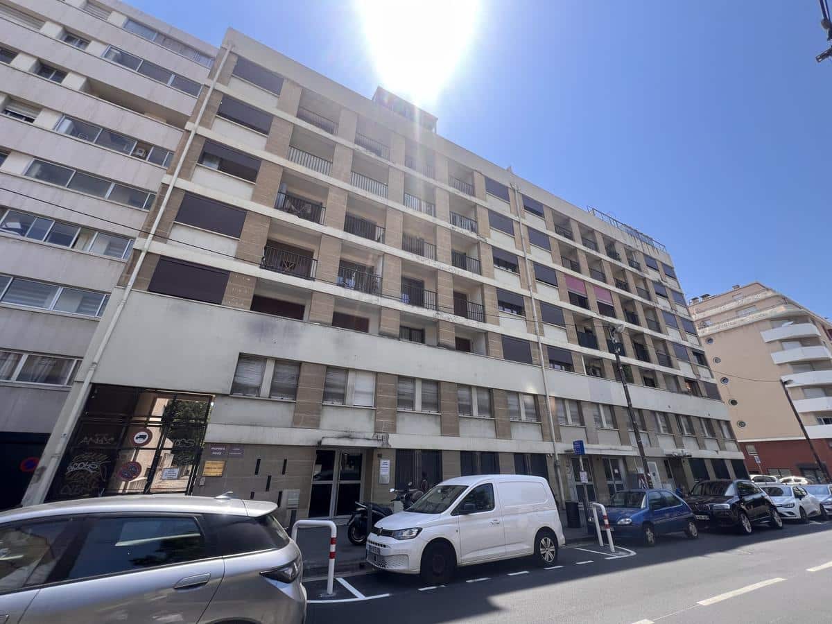 Appartement T3 69,77 m2 Carrez + balcon et loggia 6e éta