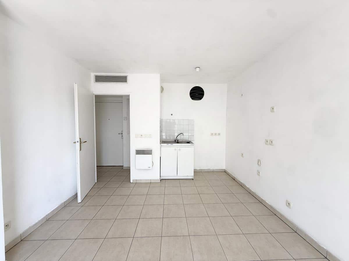 Type 2 de 34,5 m2 avec balcon Marseille 8ème