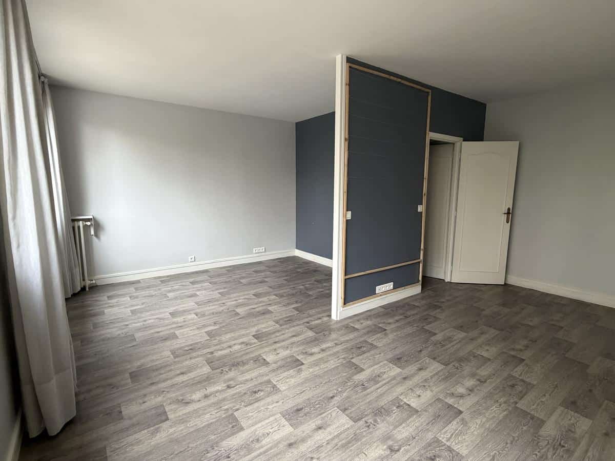 15ème LOURMEL / RUE LECOURBE : Appartement 2/3 PIÈCES à loue