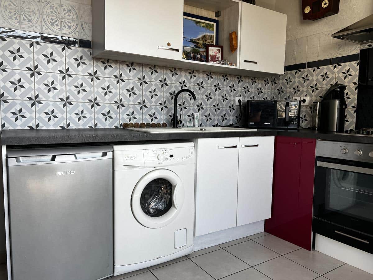 Grand T2 avec Balcon – Dernier Étage – Résidence Neuve – Vue