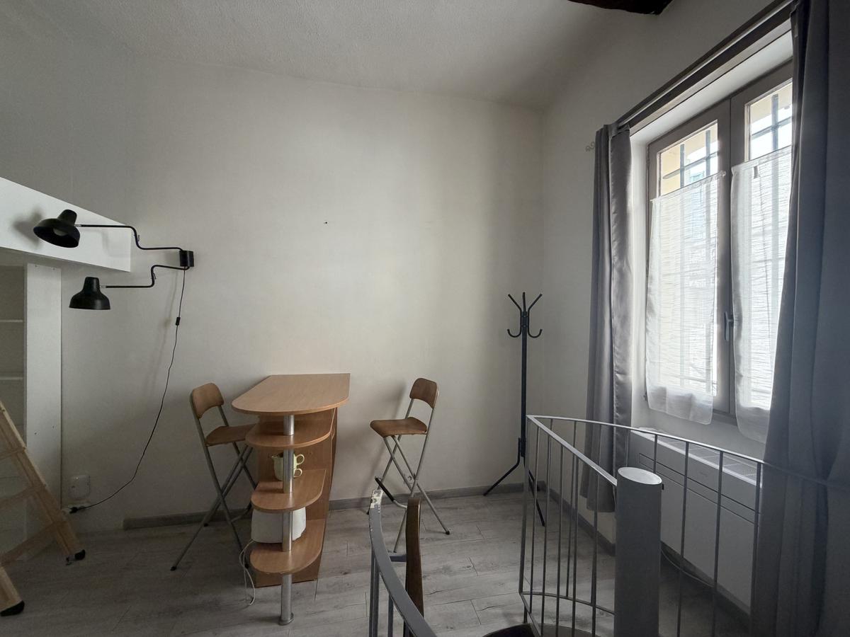 HISTORIC CITY CENTER / RUE DU BON PASTEUR: SUUPLEX FOR SALE
