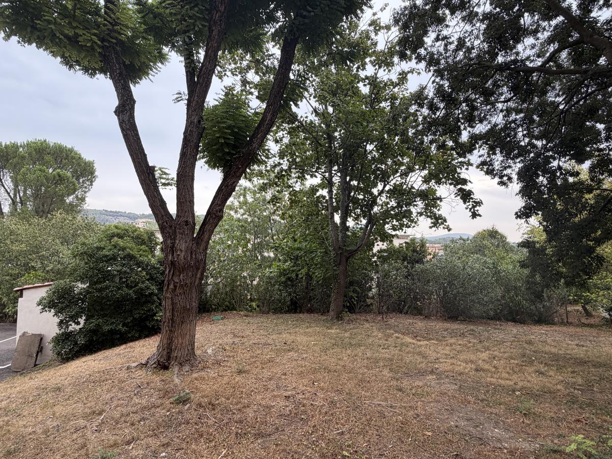 AIX CENTRE VILLE – QUARTIER SAINT JEROME : RESIDENCE LE MONA