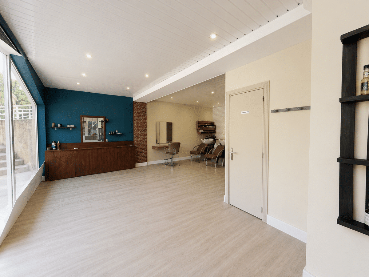 Local of 55 m2 Aubagne