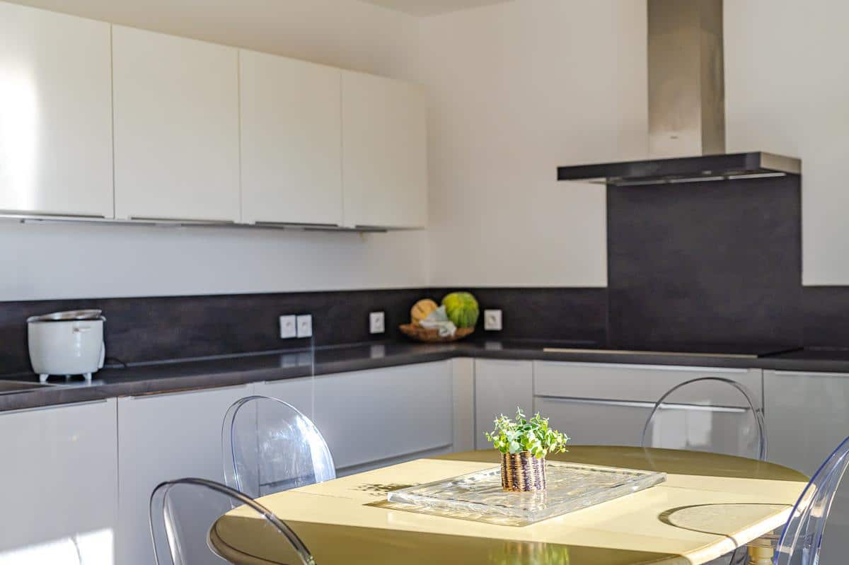 Exclusive Bright T4 apartment, top floor, terrace