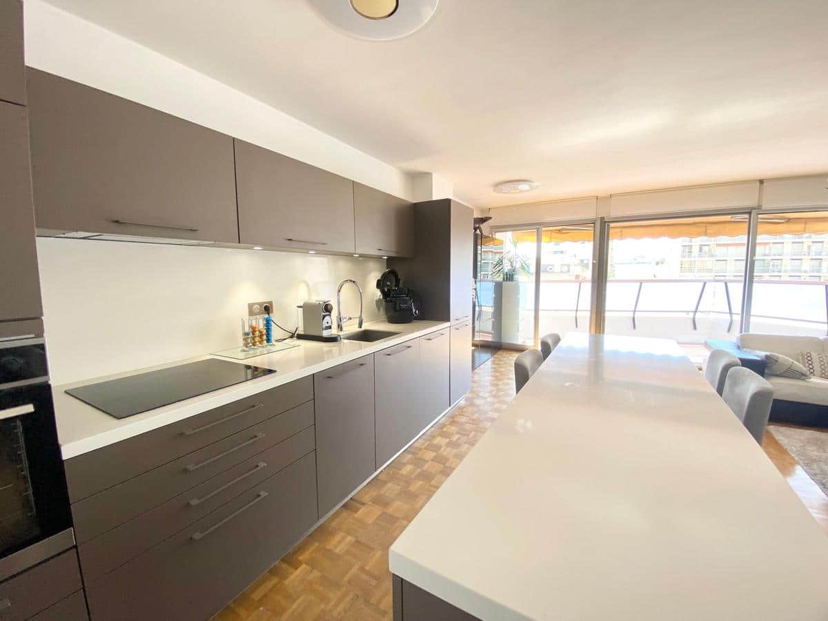Type 3 of 81 m2 Res Grand Pavois Marseille 13008