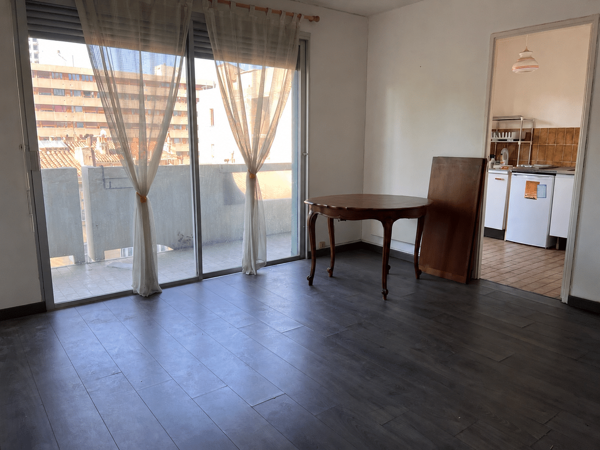 Appartement T1 67 cours Gouffe, 13006 Marseille 5ème éta