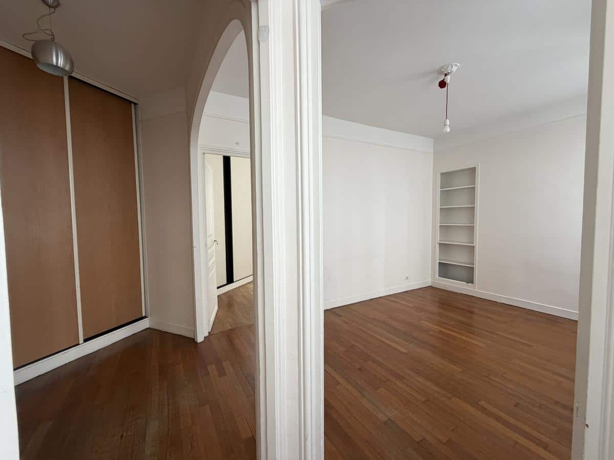 3ÈME TEMPLE / RUE DE TURBIGO : APPARTEMENT DEUX PIÈCES À VEN