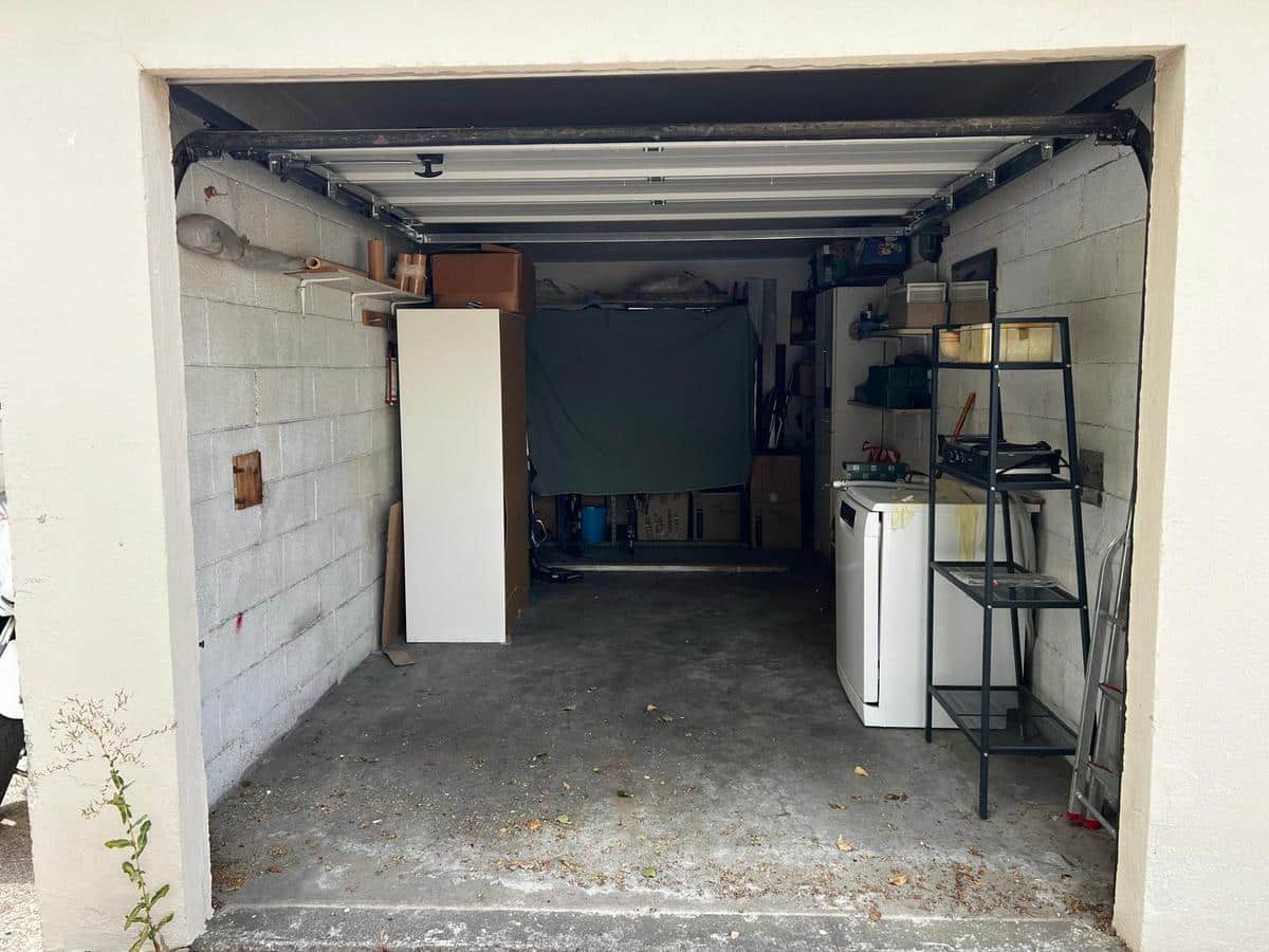 Secure box 15 m2, Le Clemenceau co-ownership