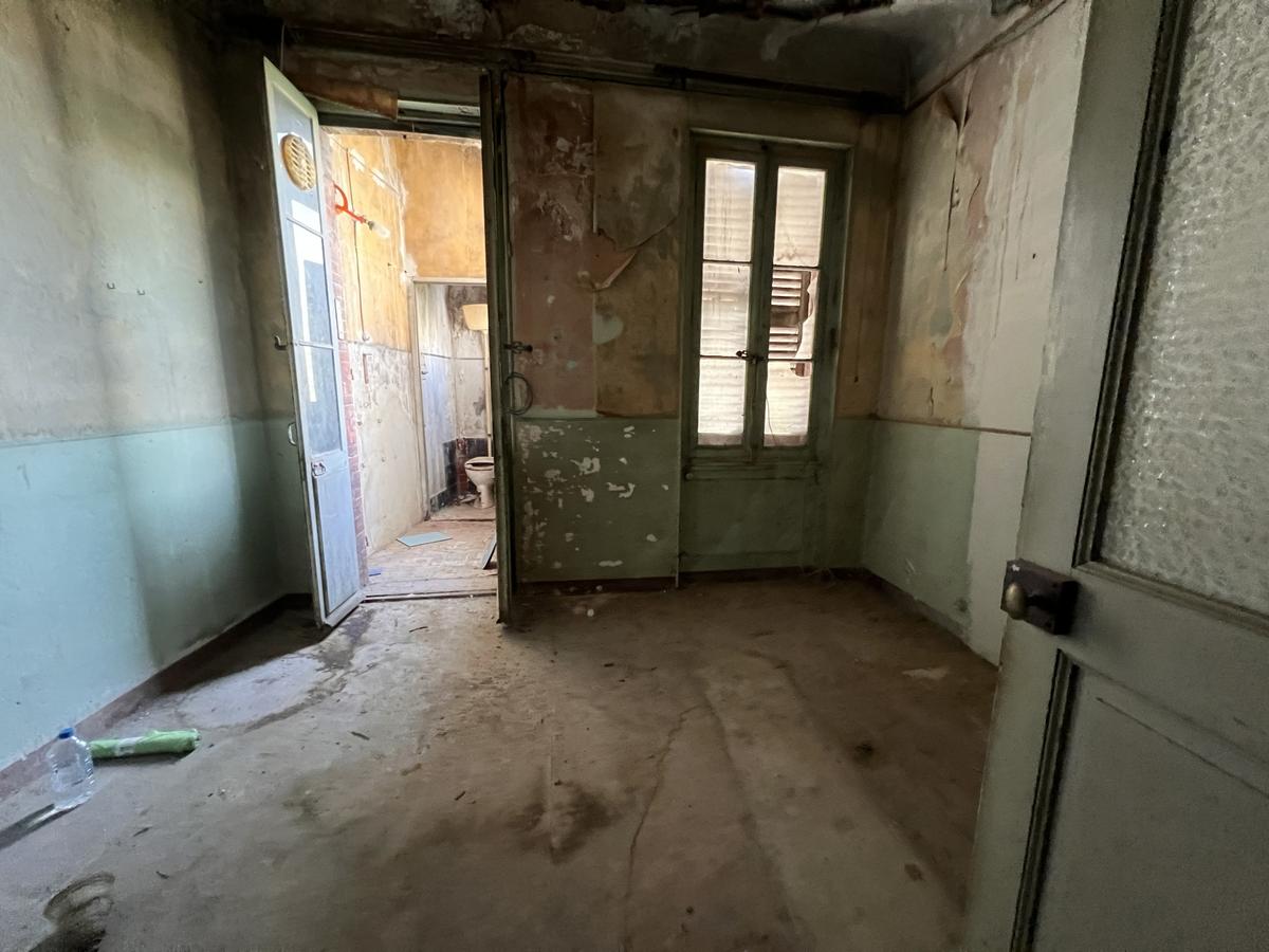 Marseille 13006 rue Aldebert Appartement traversant à rén