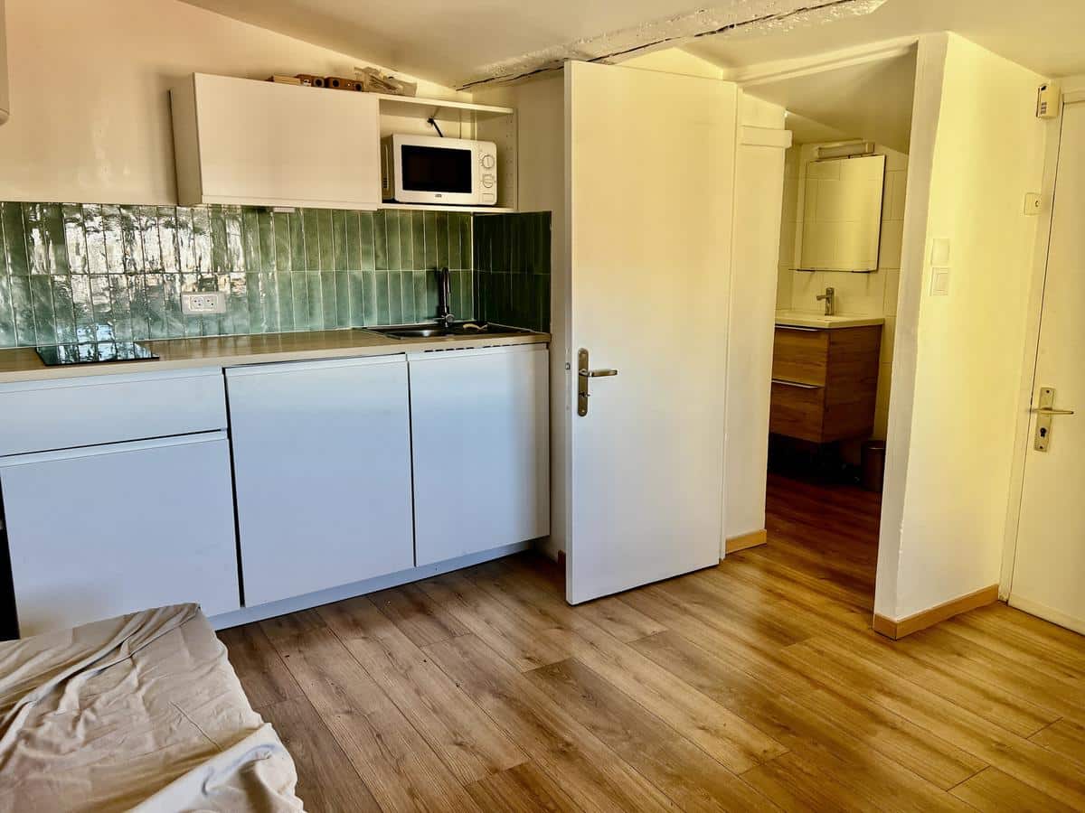 LE PANIER – TWO STUDIOS FOR SALE – RUE PUITS SAINT ANTOINE