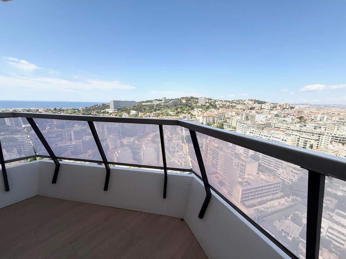 Studio de 28 m2 Marseille 8ème
