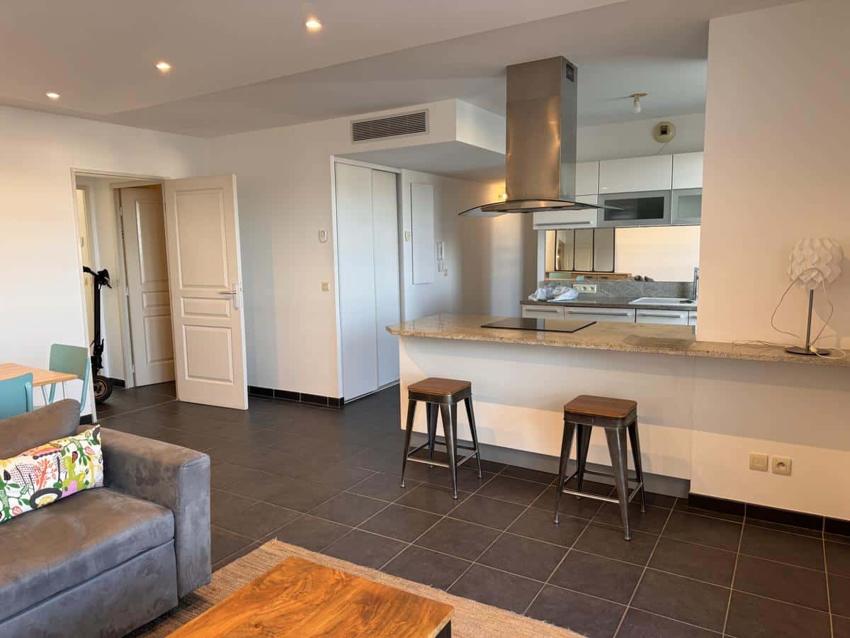 TYPE 4 – PROXIMITE MENPENTI – AV.DE TOULON