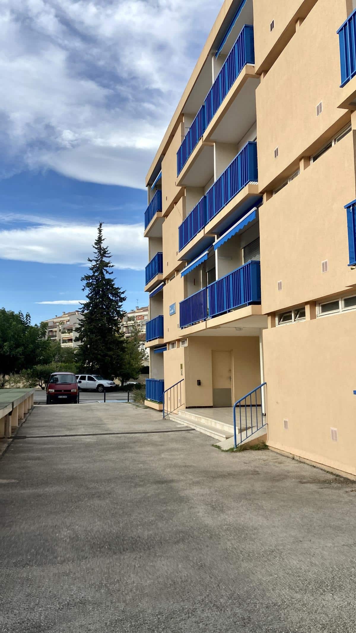 Furnished studio apartment in southern Aix-en-Provence