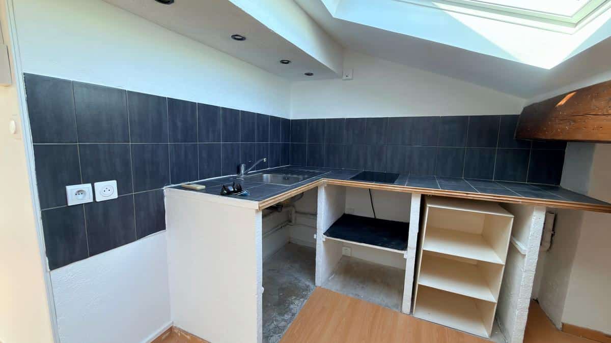 STUDIO – PLACE DU 4 SEPTEMBRE