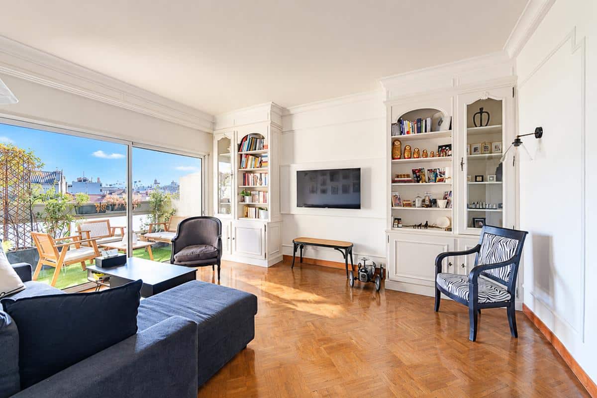 Type 3 de 91,40 m2 + terrasse + loggia + cave 13008 Marseill