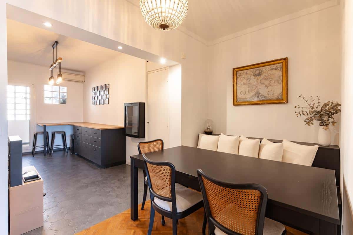 Type 3 de 91,40 m2 + terrasse + loggia + cave 13008 Marseill