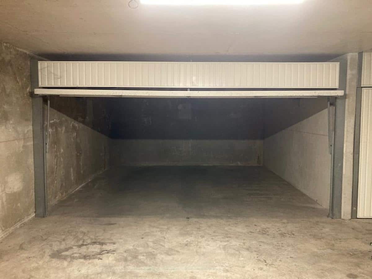 Parking/box