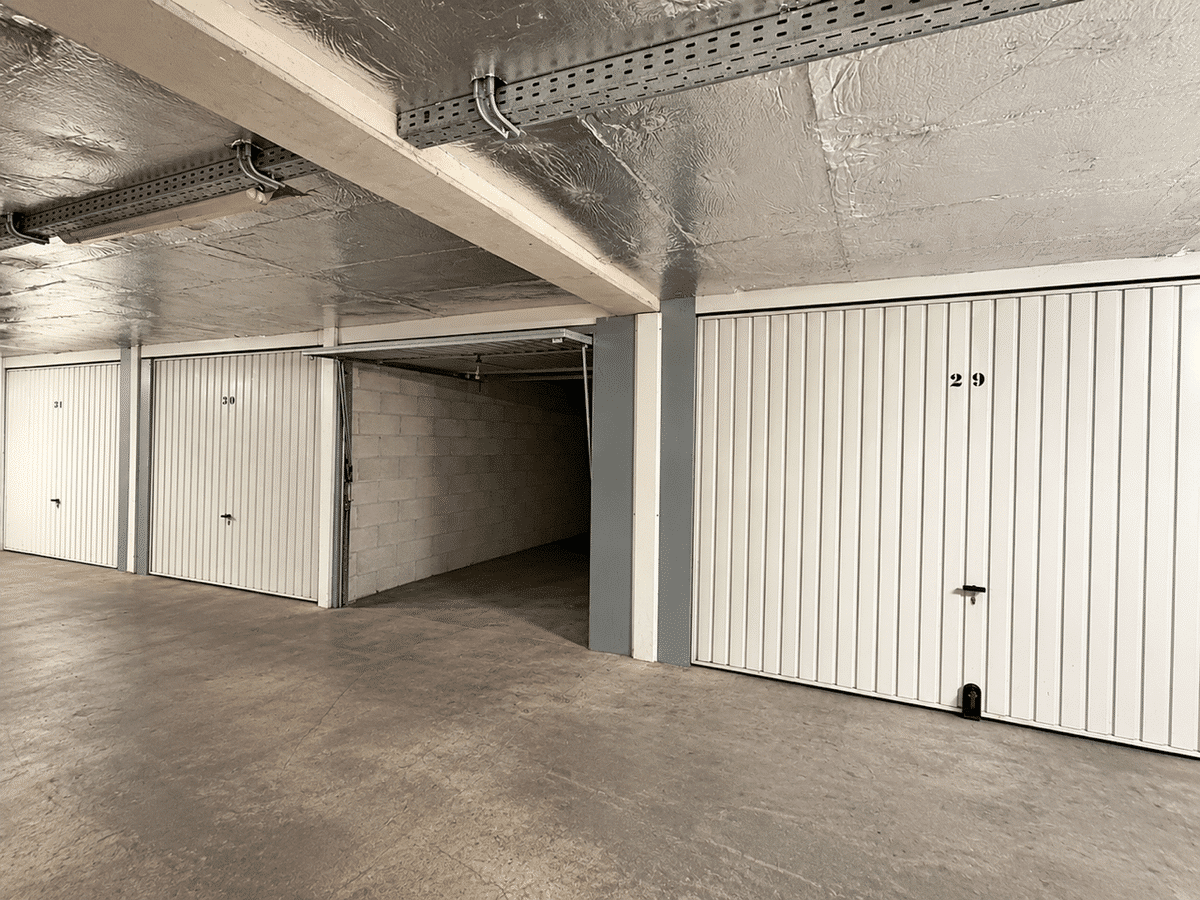 Parking/box