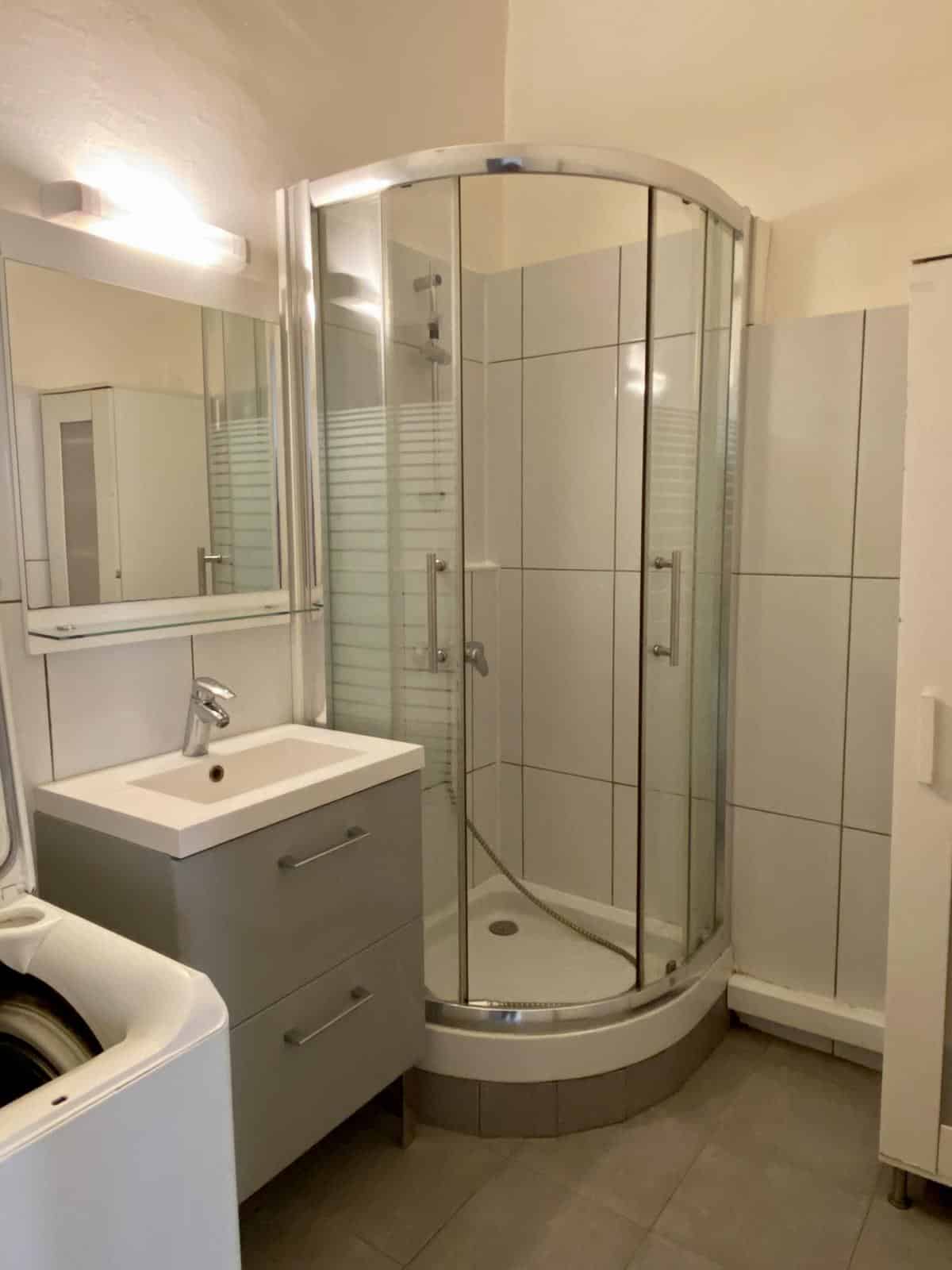 APPARTEMENT T2 VIDE CENTRE VILLE – Rue de la couronne