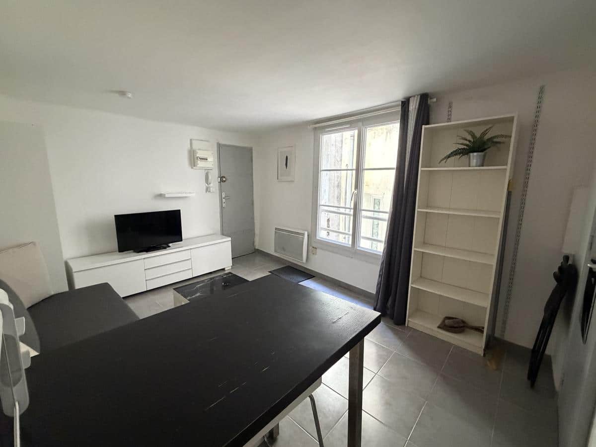 Studio meublé au calme rue de l’Ecole