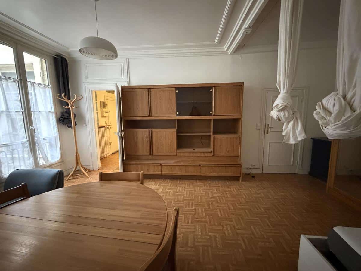 3RD TEMPLE: 1-2 ROOMS FOR RENT