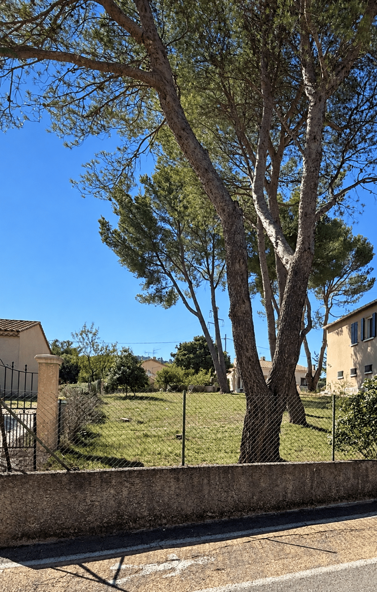 Building land of 472 m2 Roquefort-la-Bédoule