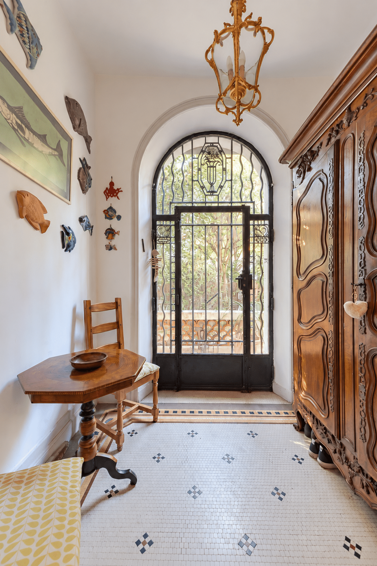 house of 516 m2 with swimming pool on land of 1125 m2