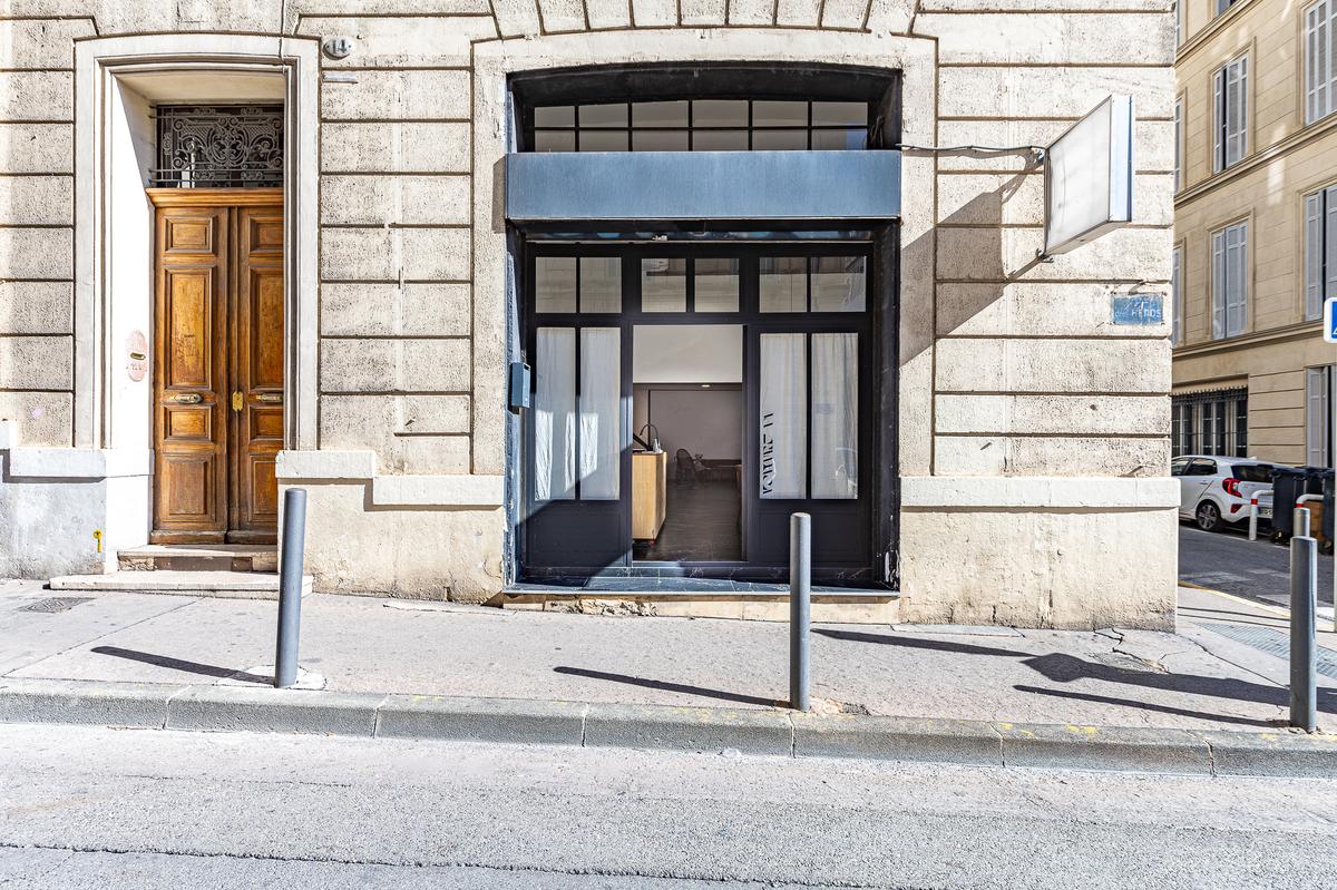 MARSEILLE13001 Loft of 134 m2 dual commercial use