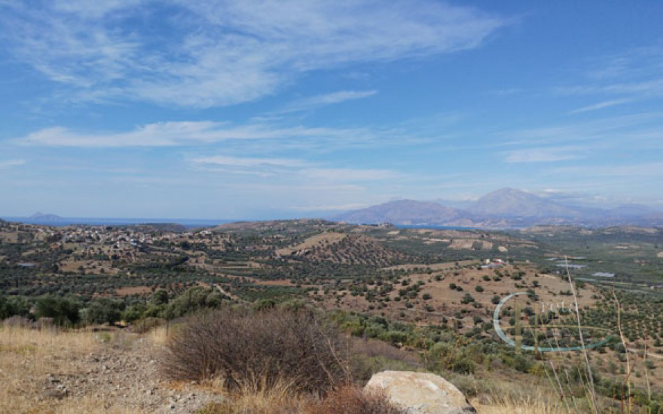 Terrain à Kouses avec vue panoramique